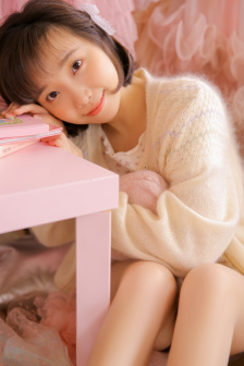 在野外被四个男人糟蹋